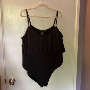 NWT Boohoo plus drape sleeve swimsuit